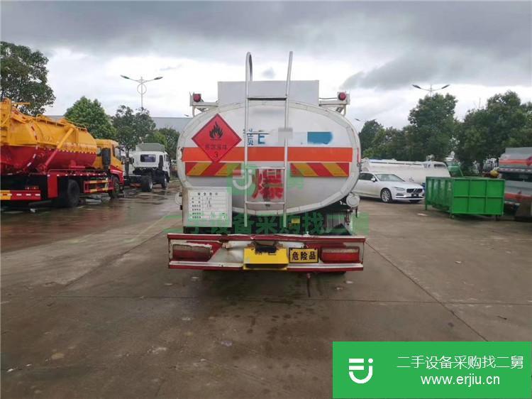 湖北出售二手東風8噸油罐車