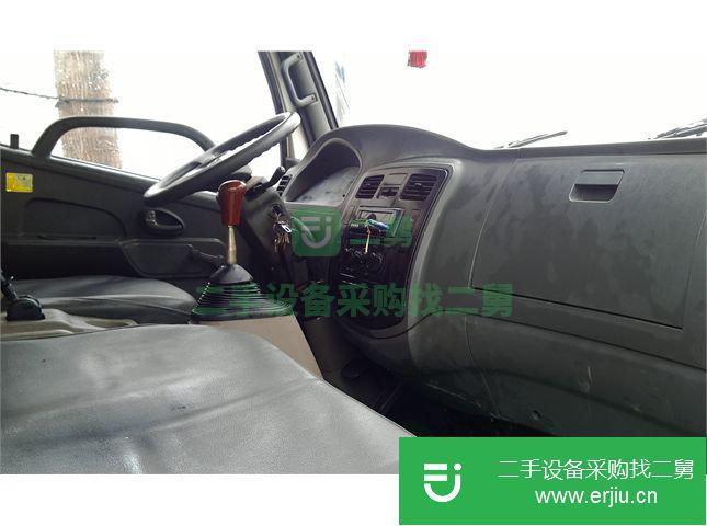 河南出售二手輕卡五征前二后四廂式排半貨車