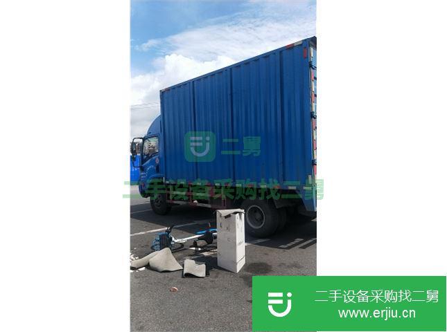 廣東出售二手大運(yùn)廂式貨車
