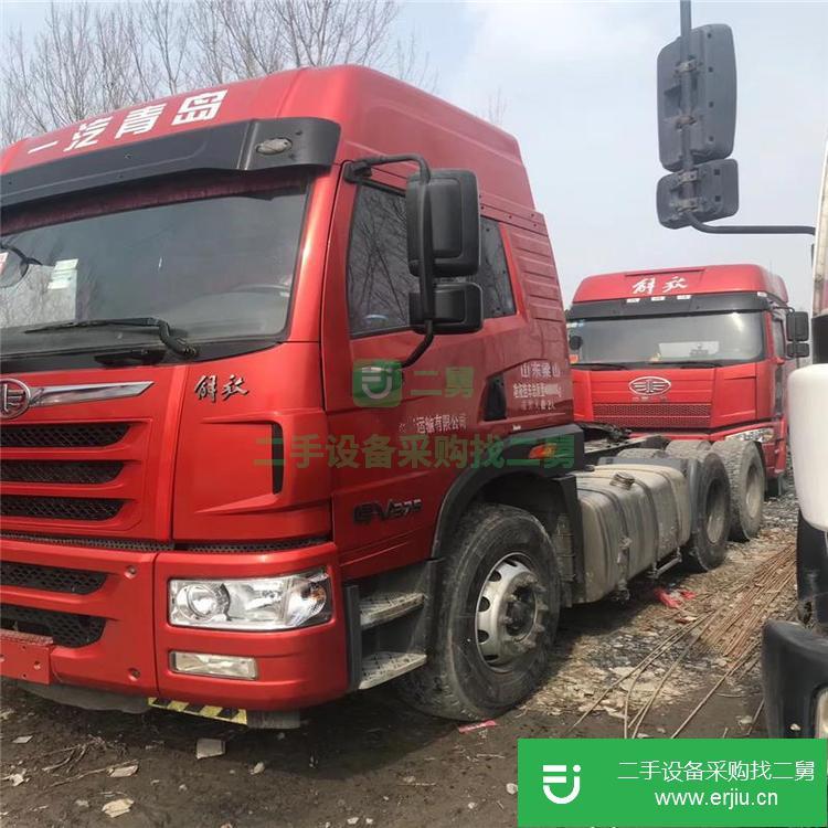 山東出售二手420馬力牽引車