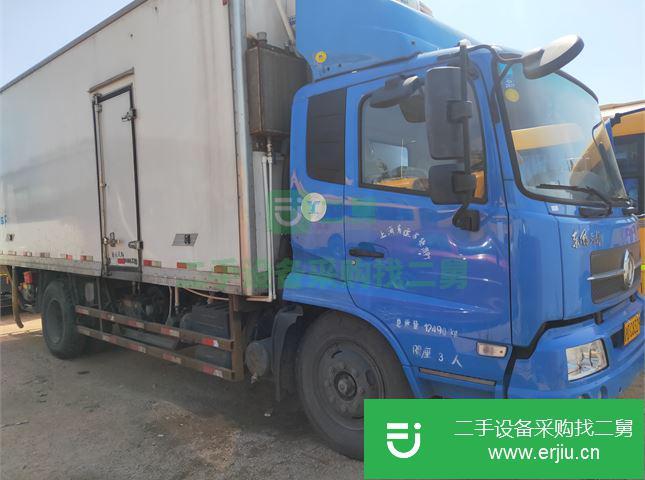 山東出售二手東風(fēng)前二后四廂式貨車