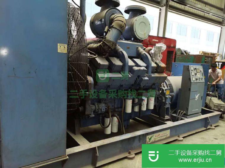 廣東省出售二手康明斯上海柴油發(fā)電機660Kw