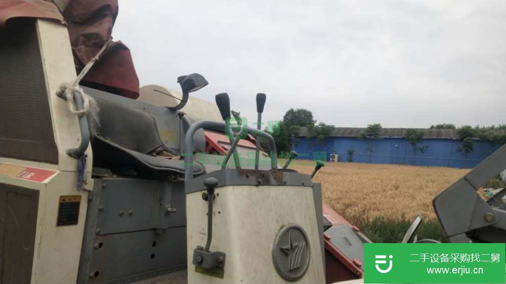 河南出售二手聯(lián)合收割機(jī)