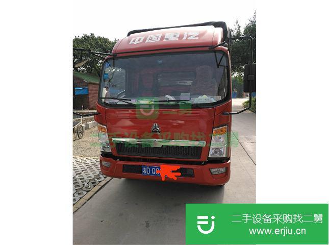 湖南出售二手中國(guó)重汽前二后四載貨車