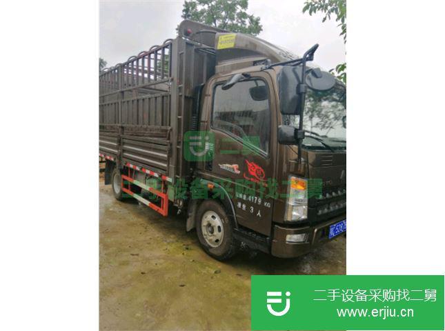 湖北出售二手中國重汽輕型倉柵式貨車