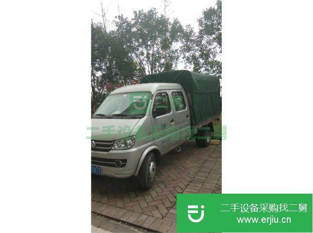 重慶出售二手新豹雙排欄板式貨車