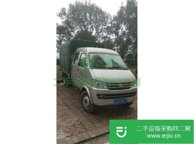 重慶出售二手新豹雙排欄板式貨車