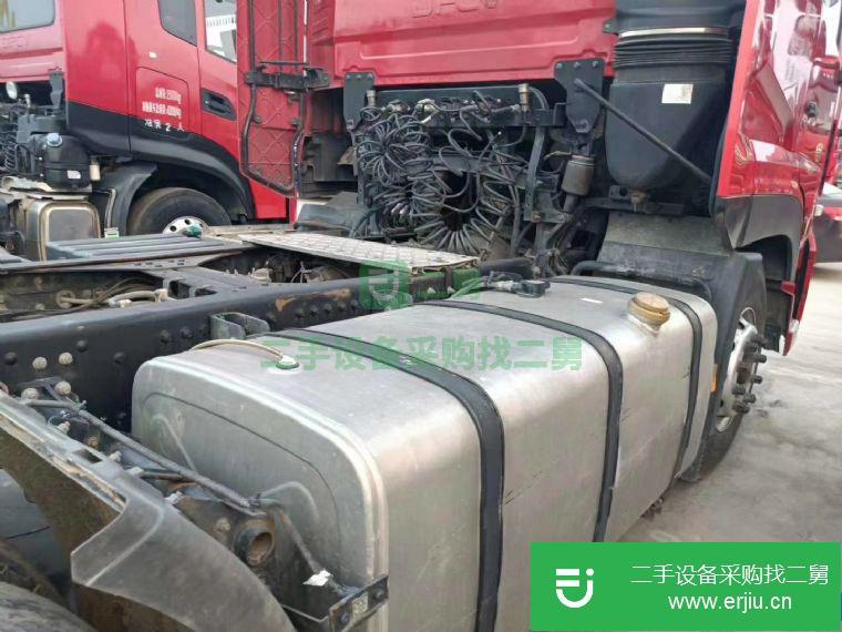 山東省出售二手牽引車