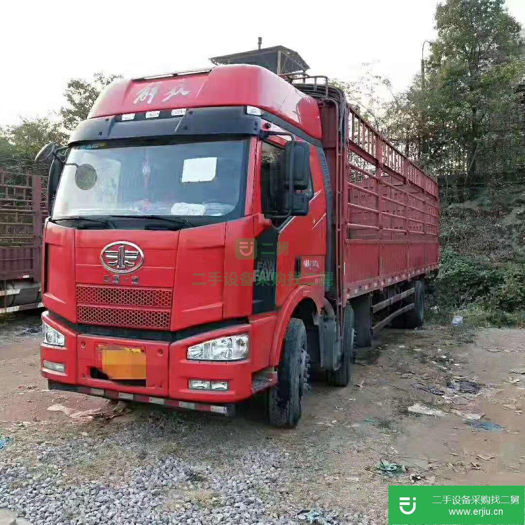 河南出售二手一汽解放貨車9.6米