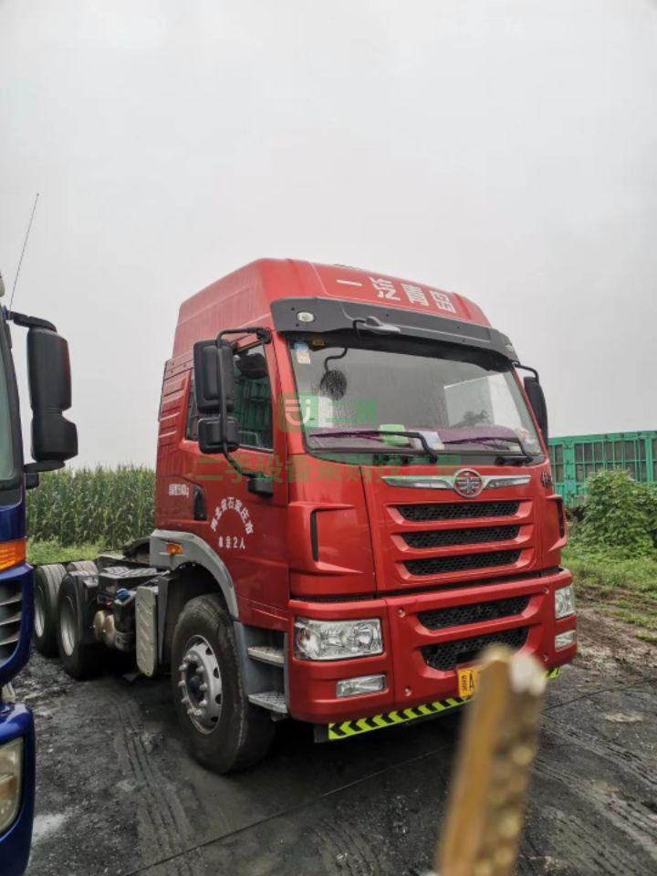 河北急售11個月悍V400國五雙驅，車況精品，輪胎八成新的牽引車
