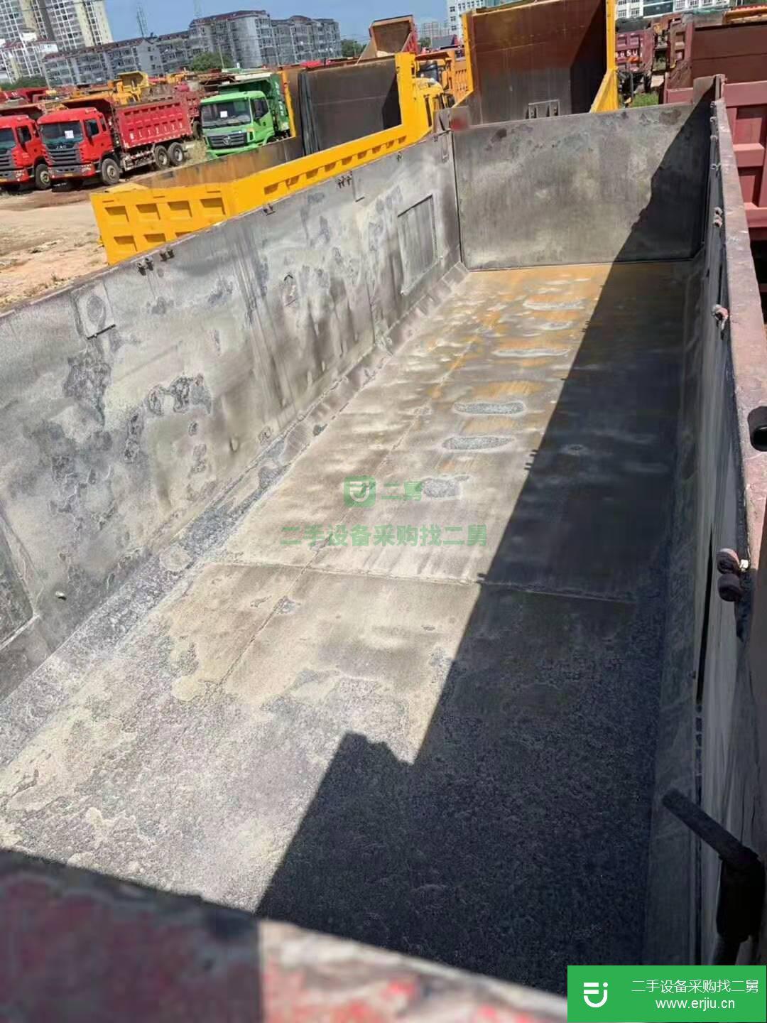 河北出售二手上汽紅巖自卸車7.8米