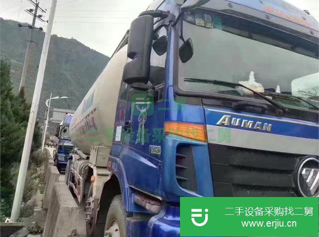 江西出售二手歐曼前四后八水泥罐車