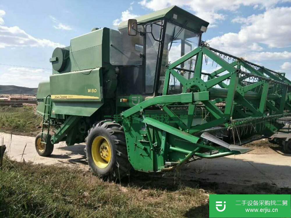 內蒙古出售二手約翰迪W80收割機