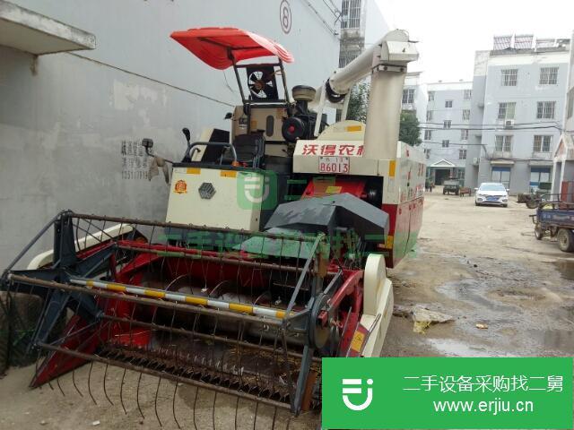 江蘇出售二手收割機(jī)