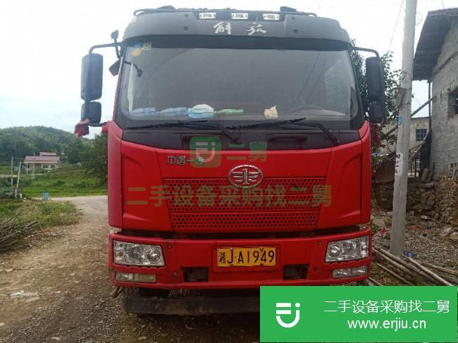 湖南出售二手一汽解放J6P前四后四8.7米倉(cāng)欄貨車