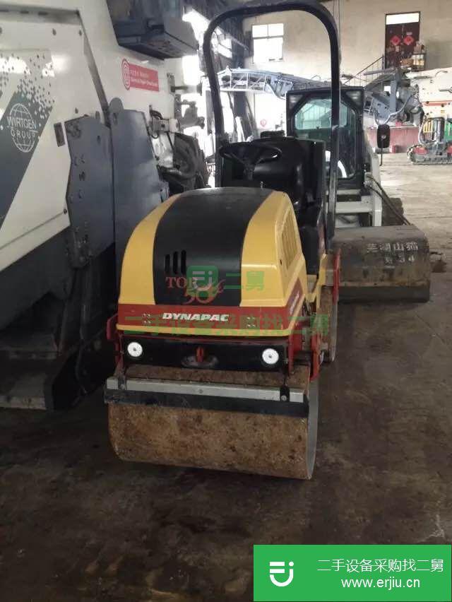 江蘇出售二手戴那派克CC900G小型壓路機(jī)