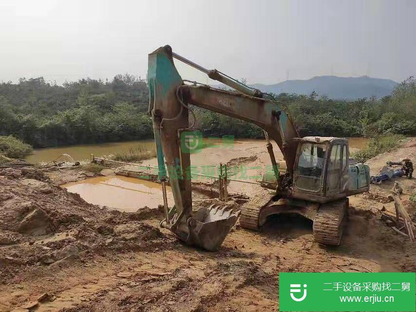 湖北省出售二手神鋼SK200-8挖掘機