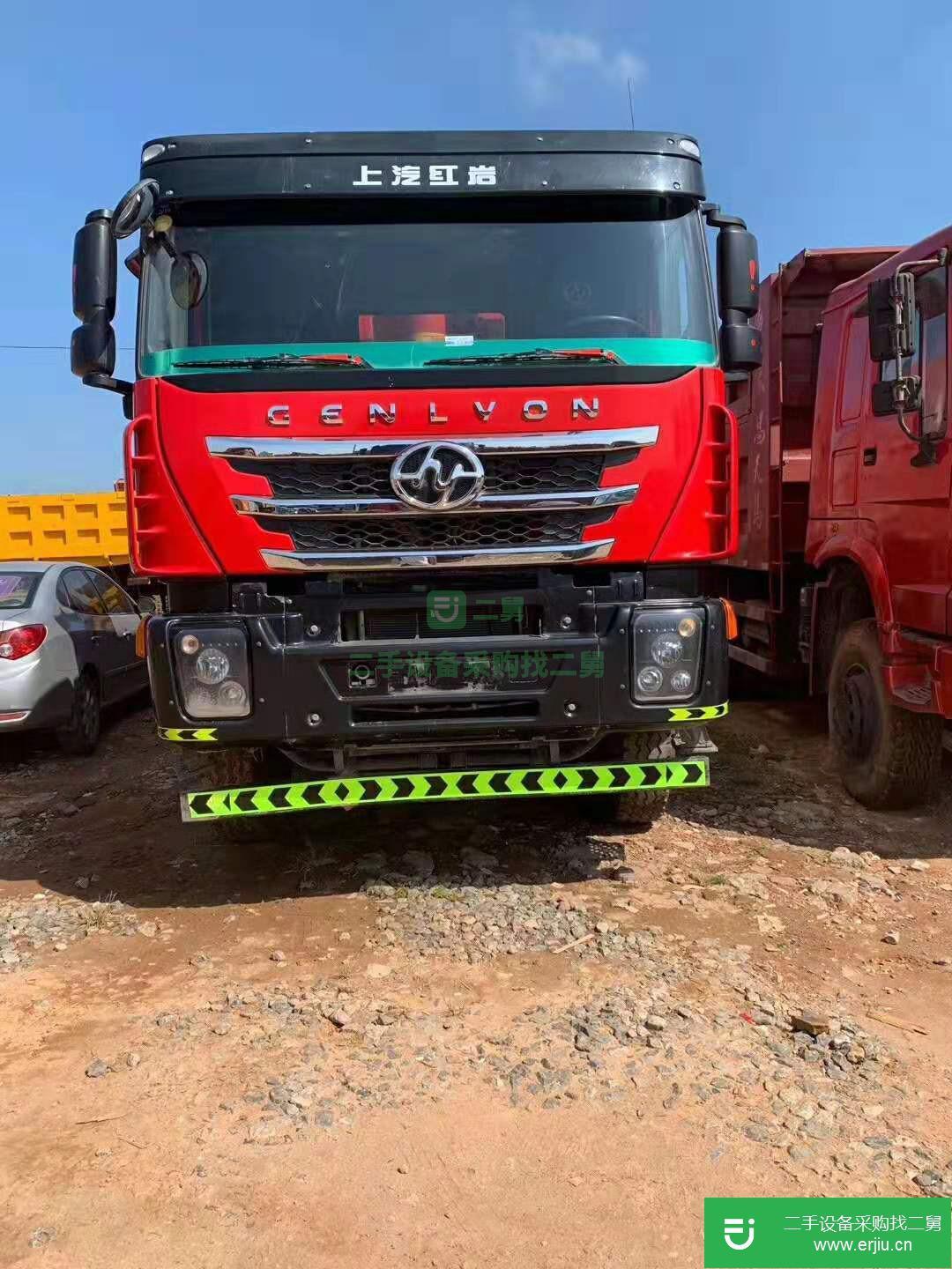 河北出售二手上汽紅巖自卸車7.8米