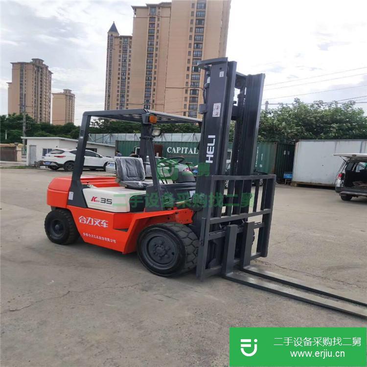 山東出售二手內燃式合力叉車