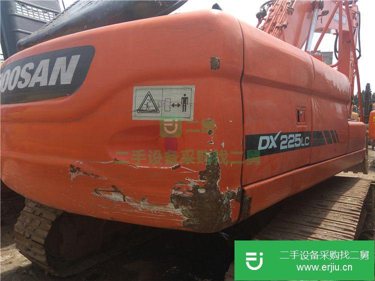 江蘇出售二手斗山DX225-7挖掘機(jī)