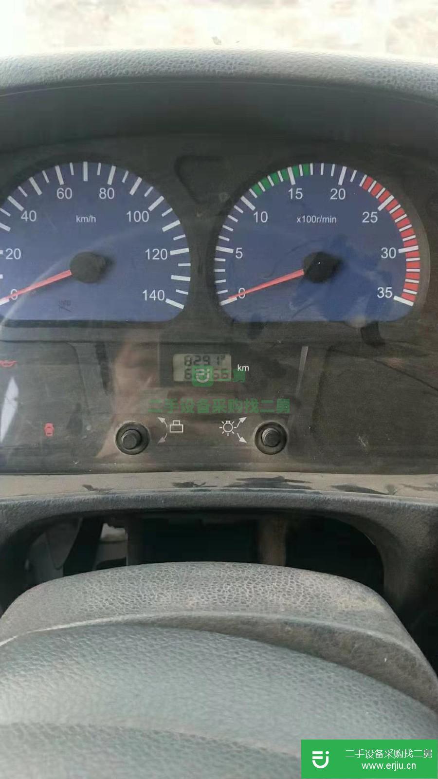 新疆出售二手東風(fēng)天龍油罐車
