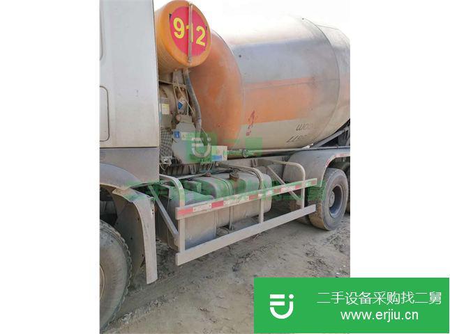山東出售二手中國重汽混凝土攪拌車