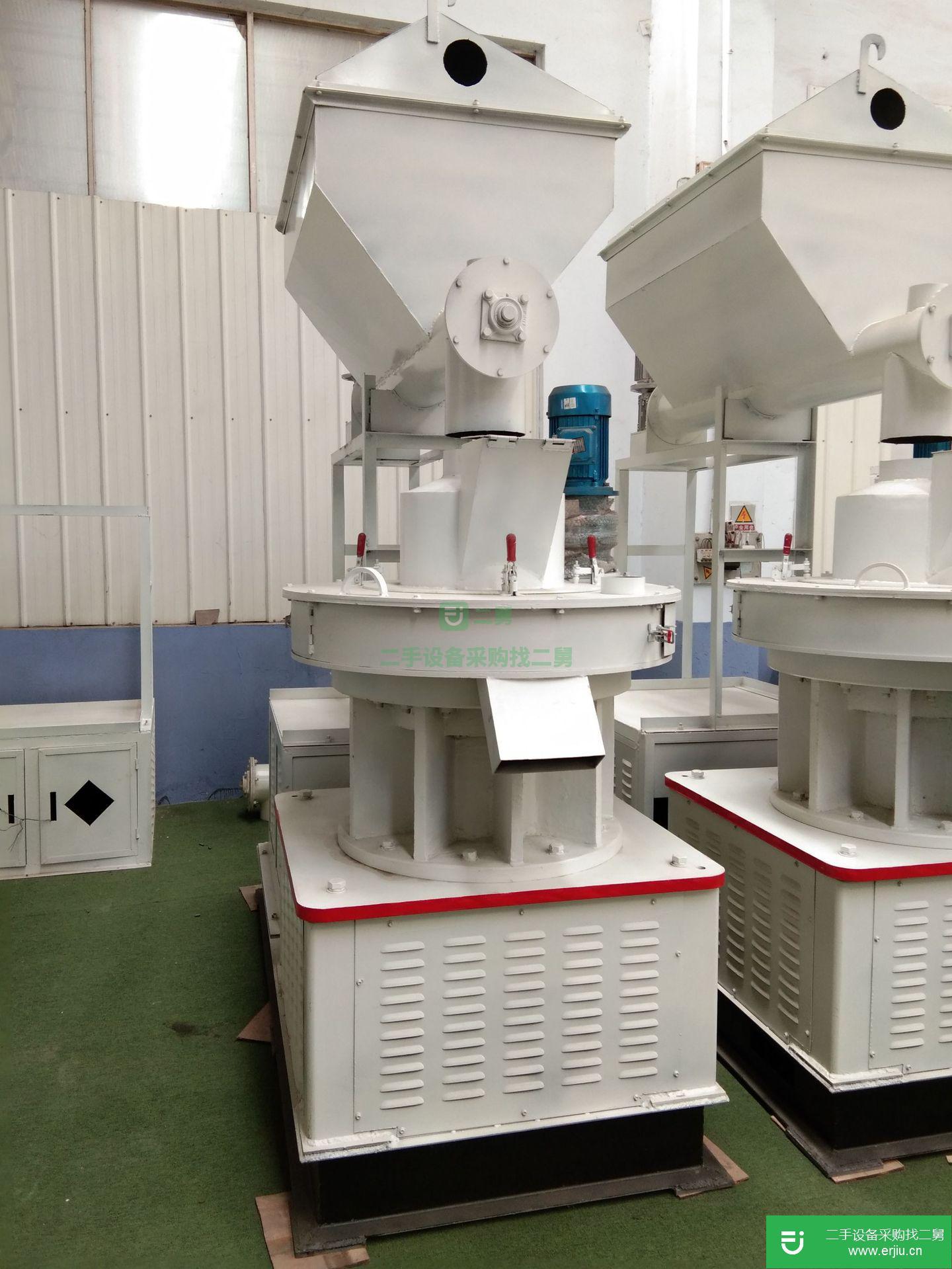河南出售二手大型壓塊機(jī)