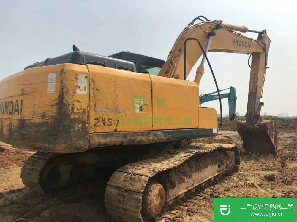江西省出售二手現(xiàn)代R215-9挖掘機(jī)