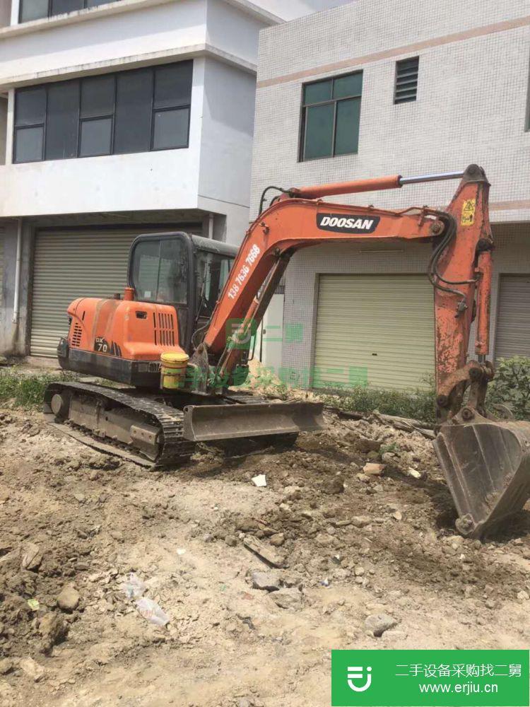 海南省出售二手斗山DH70挖掘機