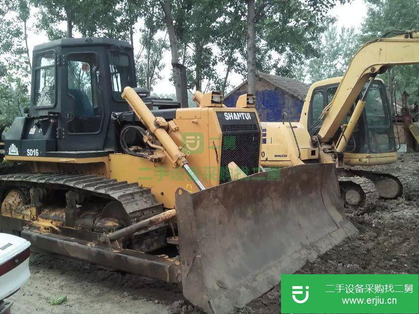 上海市出售二手山推SD16標(biāo)準(zhǔn)型推土機(jī)
