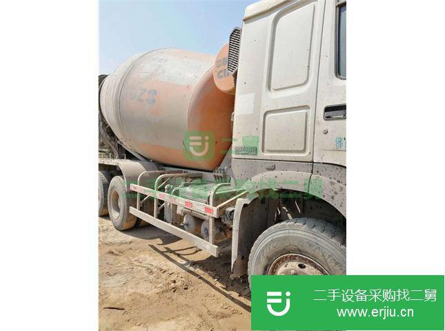 山東出售二手中國重汽混凝土攪拌車