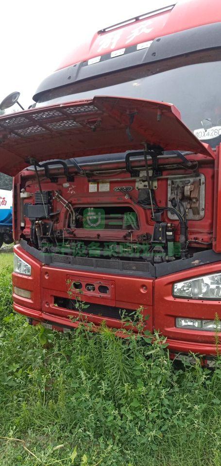 山東出售解放j6p420馬力前四后八貨車