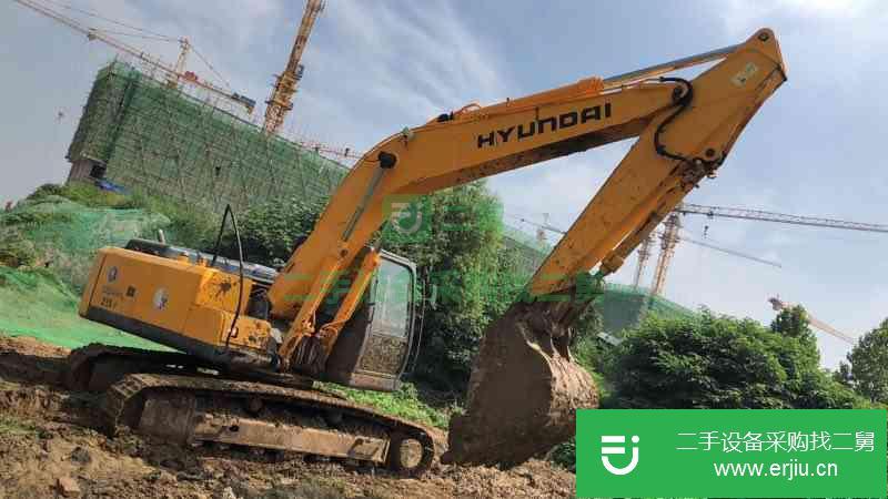 北京市出售二手現(xiàn)代R210LC-7挖掘機