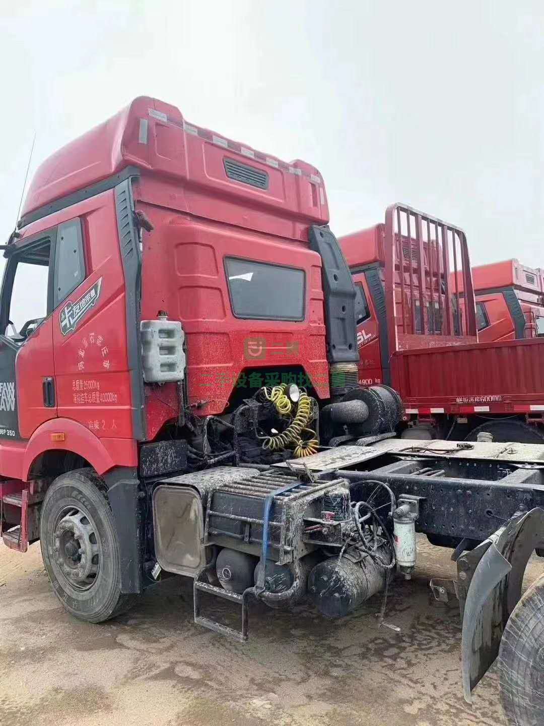 河北出售13年11月解放J6P牽引車350馬力