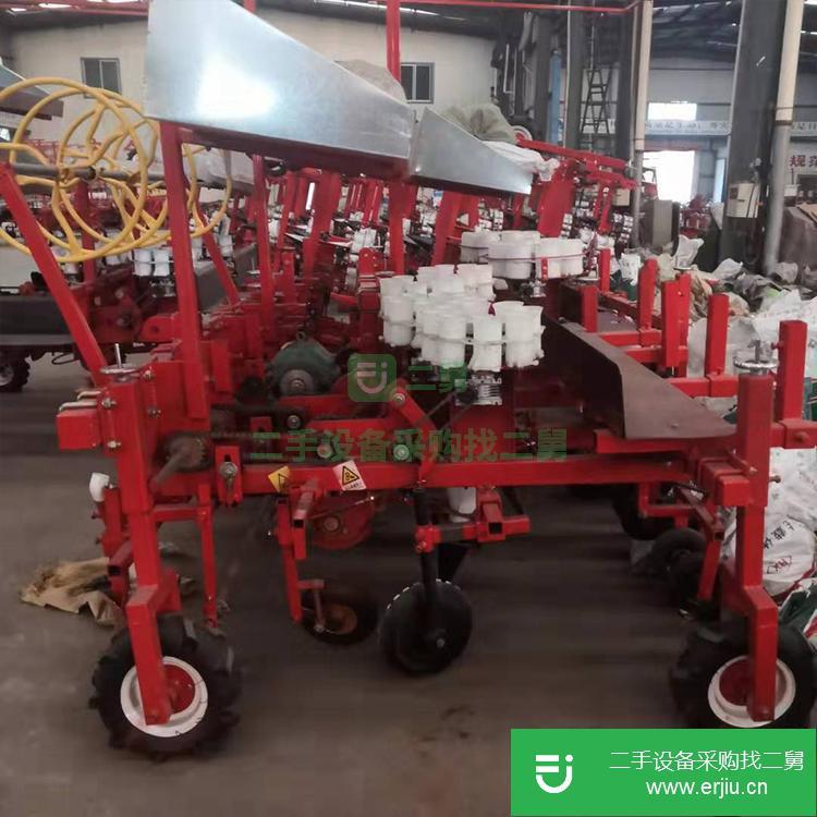 山東出售二手牽引式多行藥材移栽機(jī)