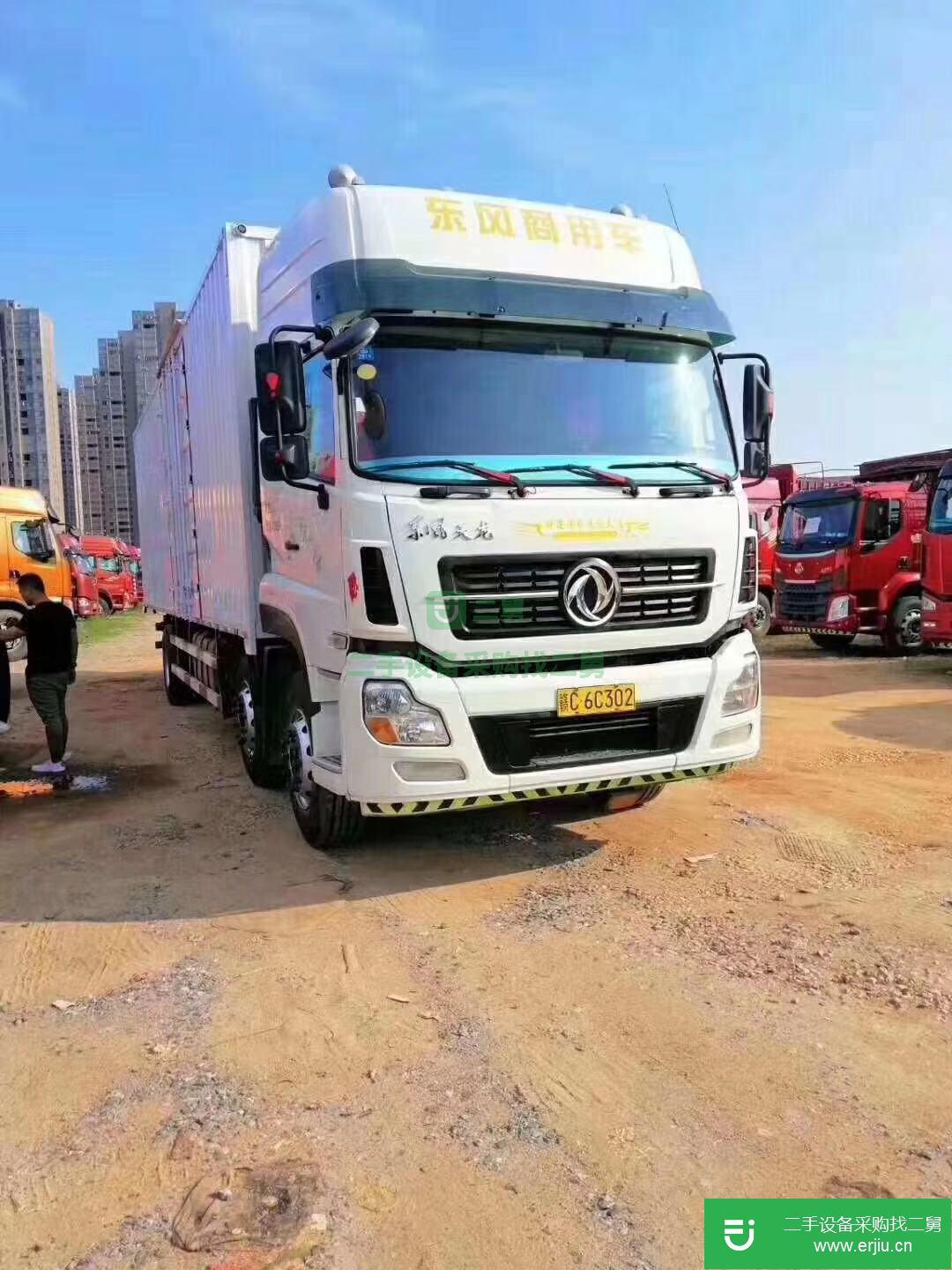 江西出售二手東風天龍廂式貨車