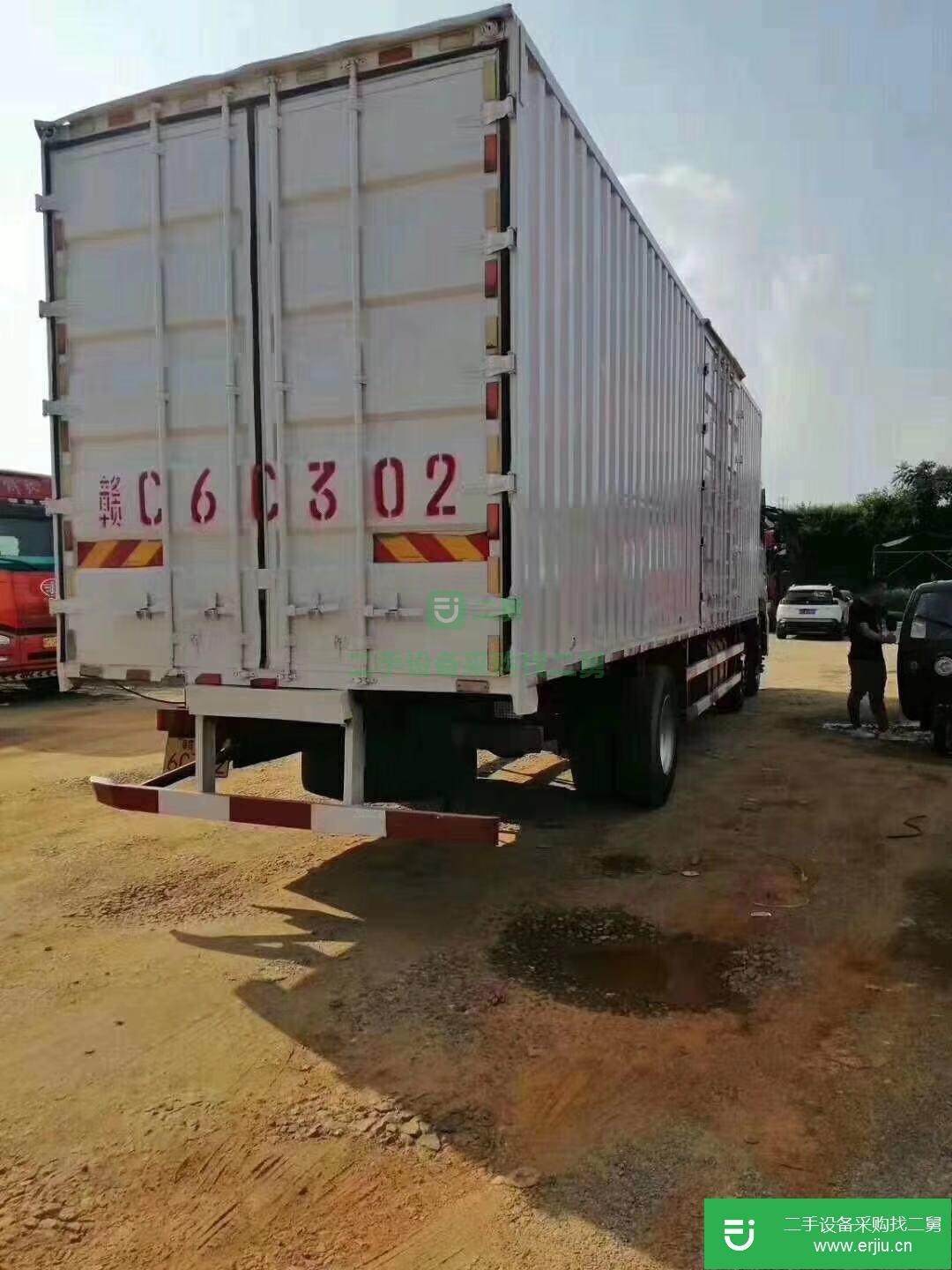 江西出售二手東風天龍廂式貨車