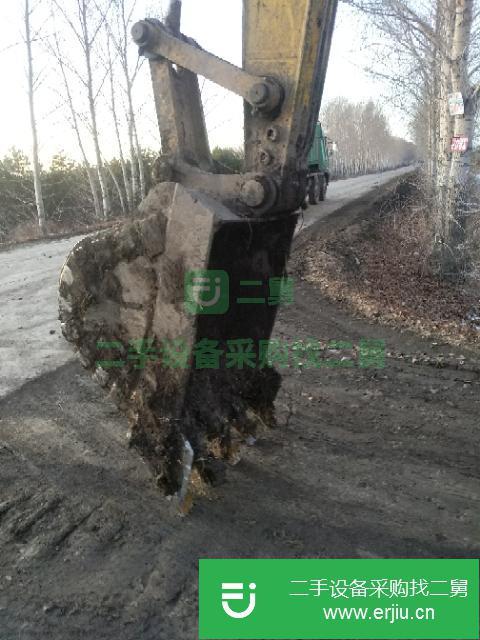 黑龍江出售二手小松200-8挖掘機