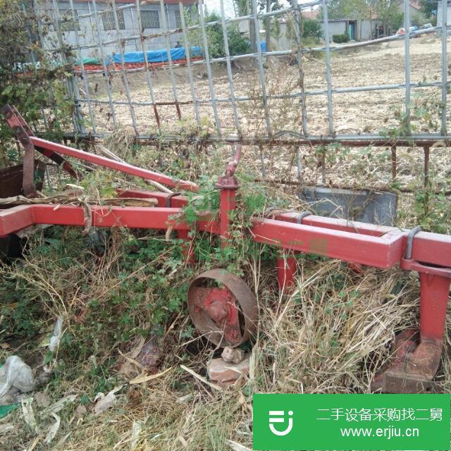山東出售二手翻地梨