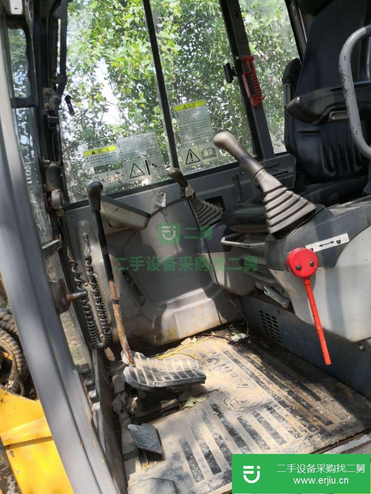 江蘇省出售二手徐工XE65D挖掘機