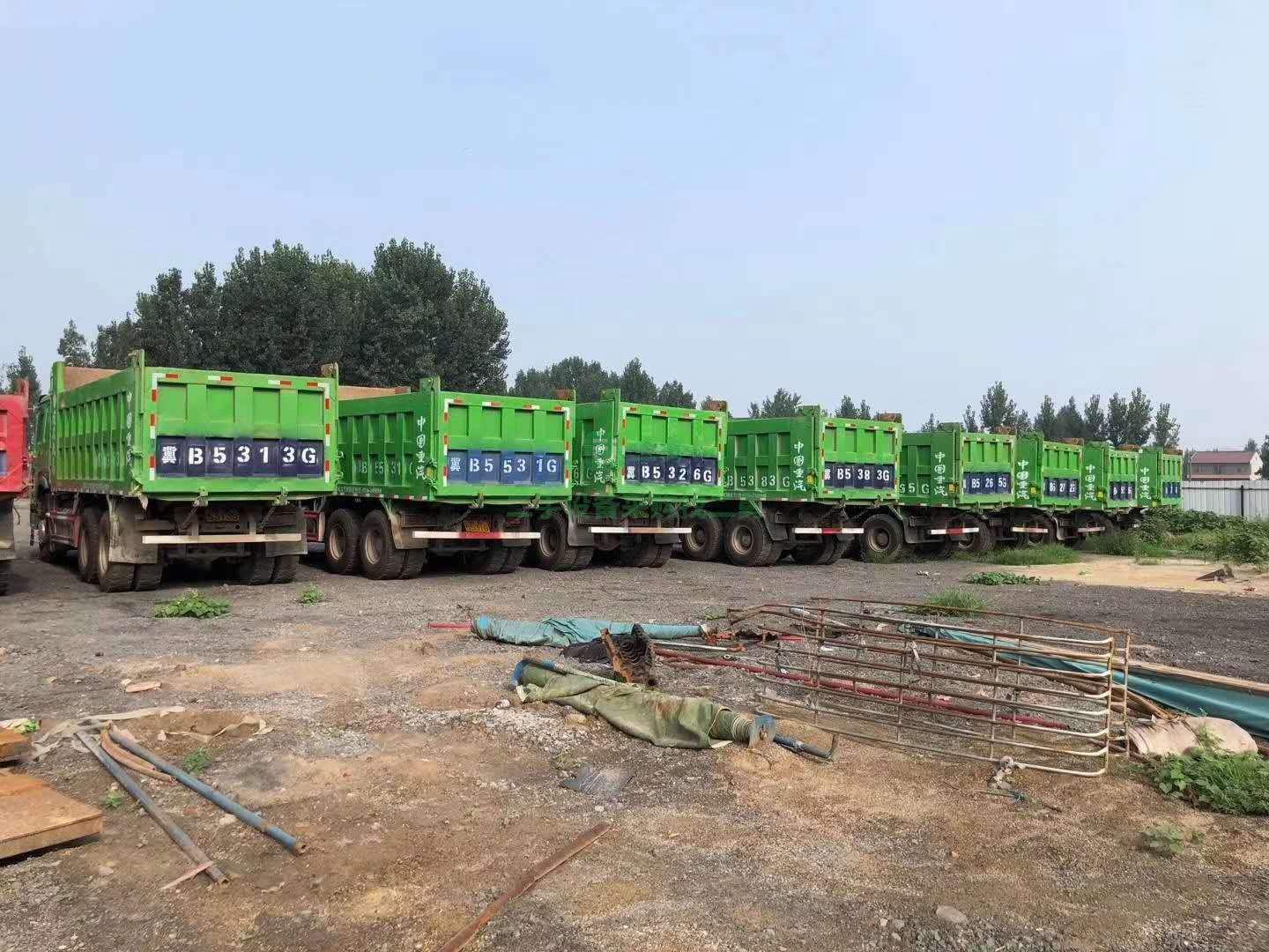國五排放，環保綠10臺17年7月上牌，最高配豪沃后八輪自卸車出售