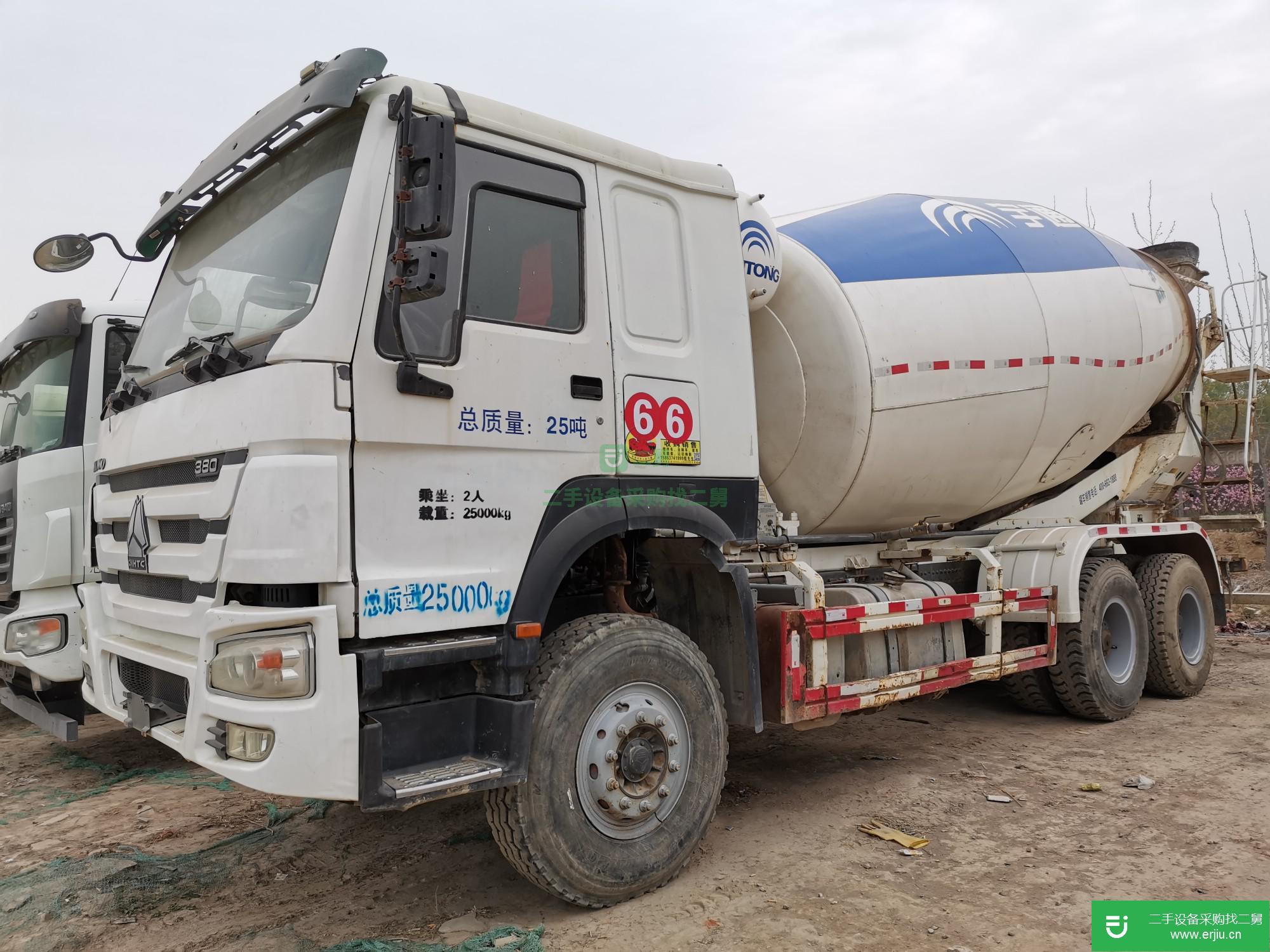 山東省出售二手重汽豪沃(HOWO)攪拌車