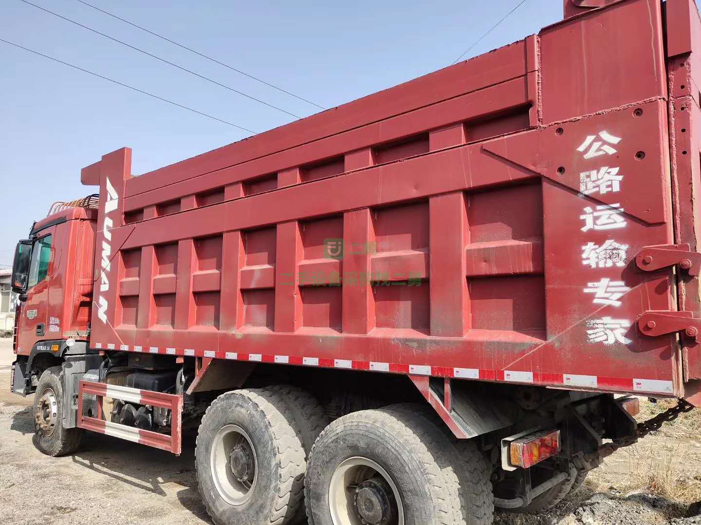 出售一臺(tái)18年提車使用國(guó)五歐曼后八輪自卸車