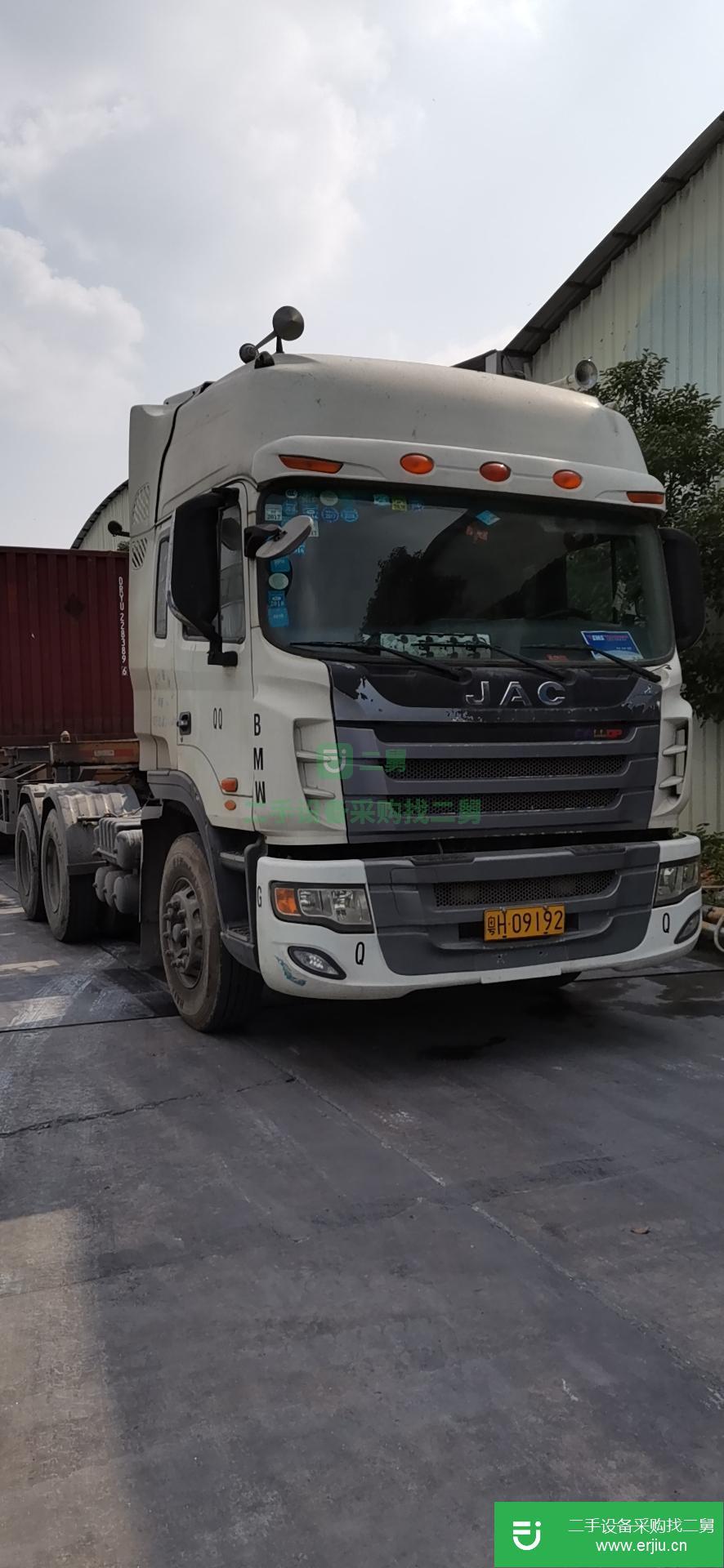 廣東出售二手江淮格爾發336馬力牽引車