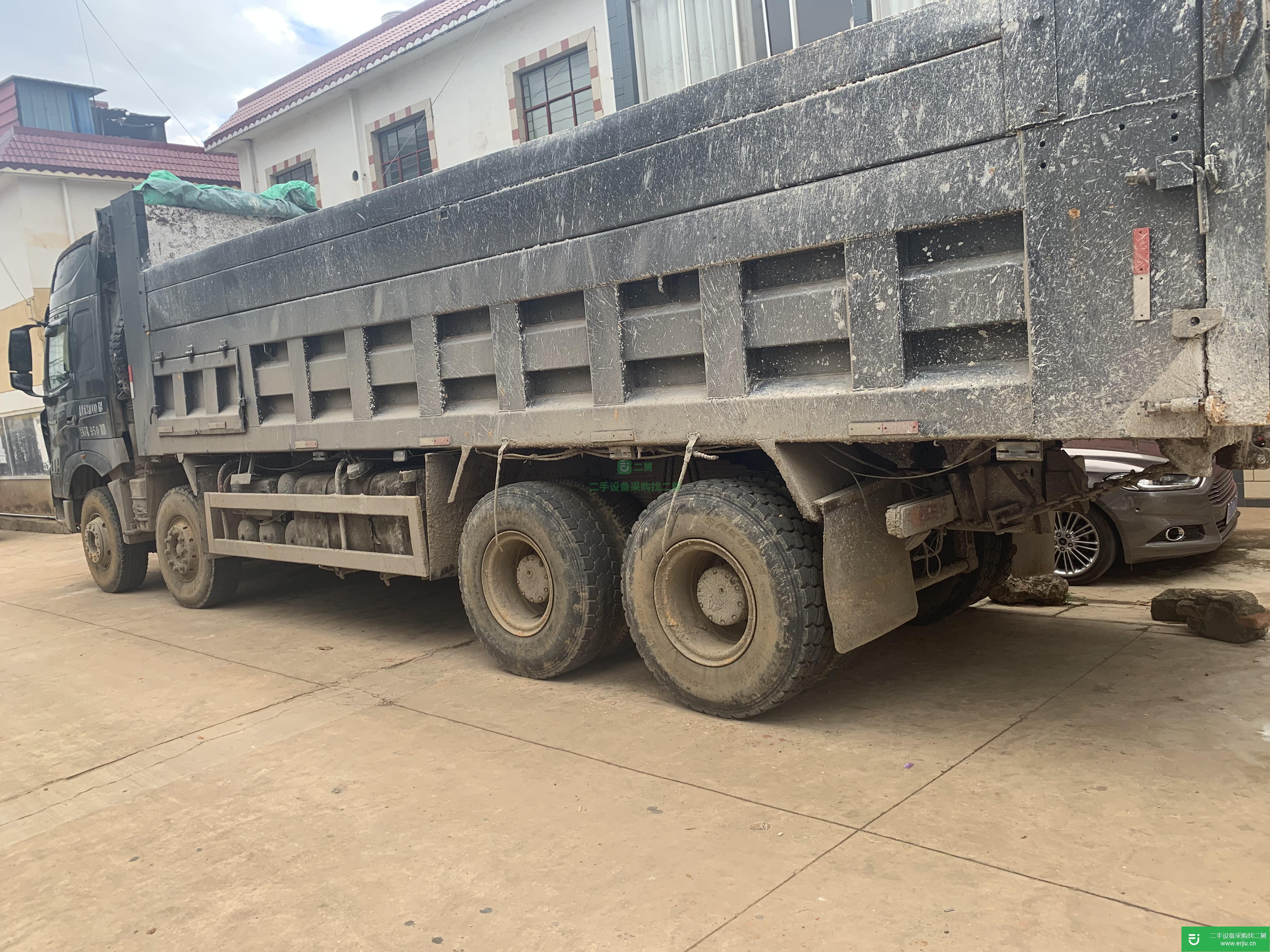 云南出售二手重汽豪沃自卸車