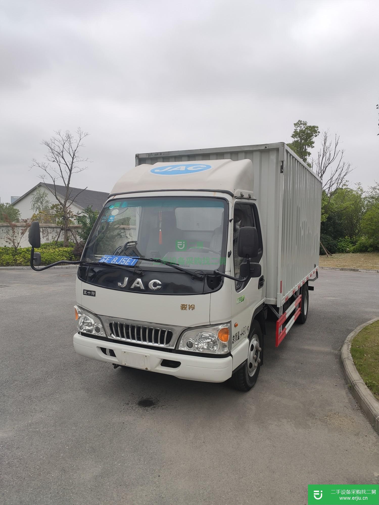 江蘇出售二手江淮駿鈴120馬力廂式貨車