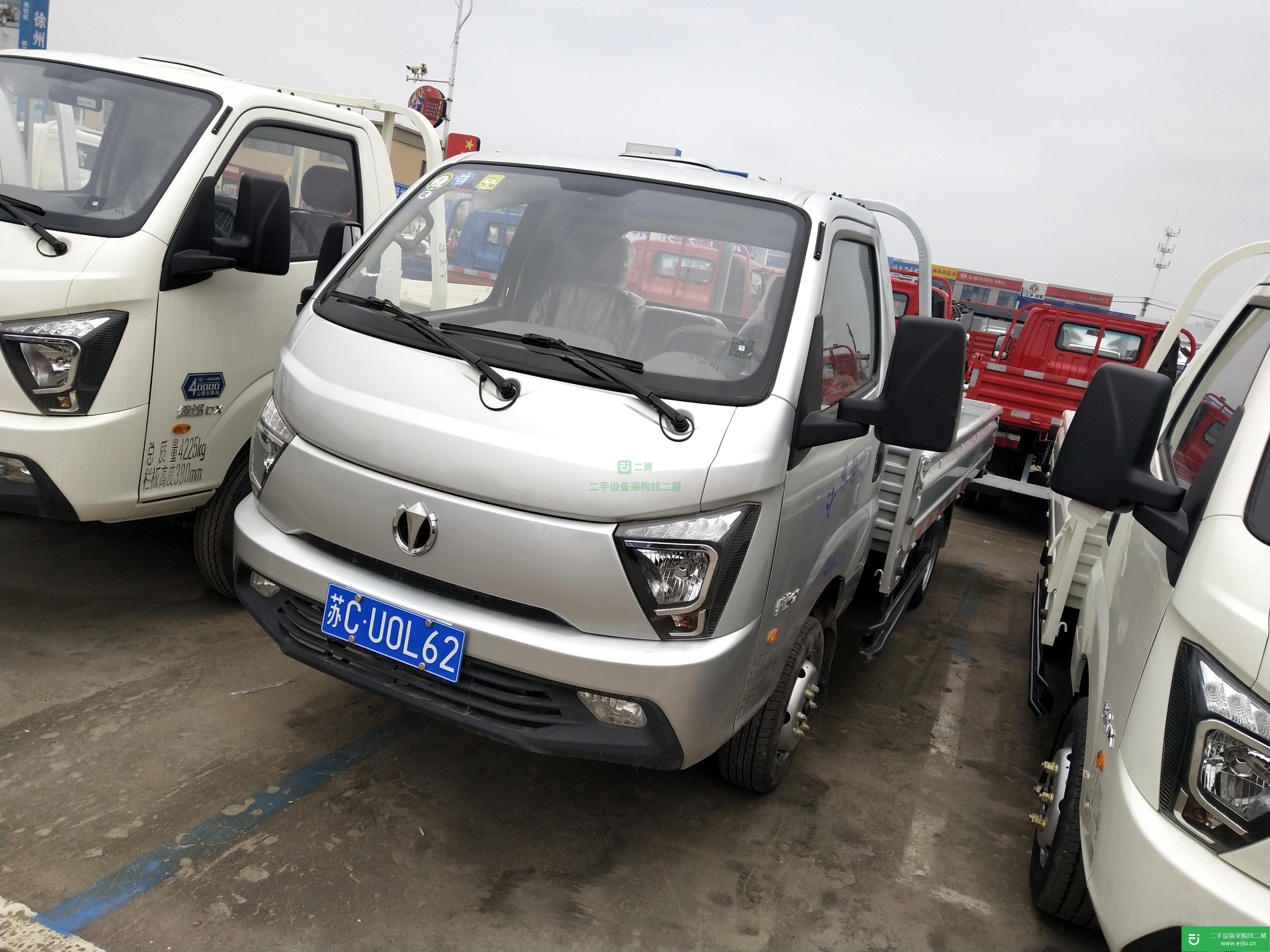 江蘇出售二手飛碟締途載貨車110馬力