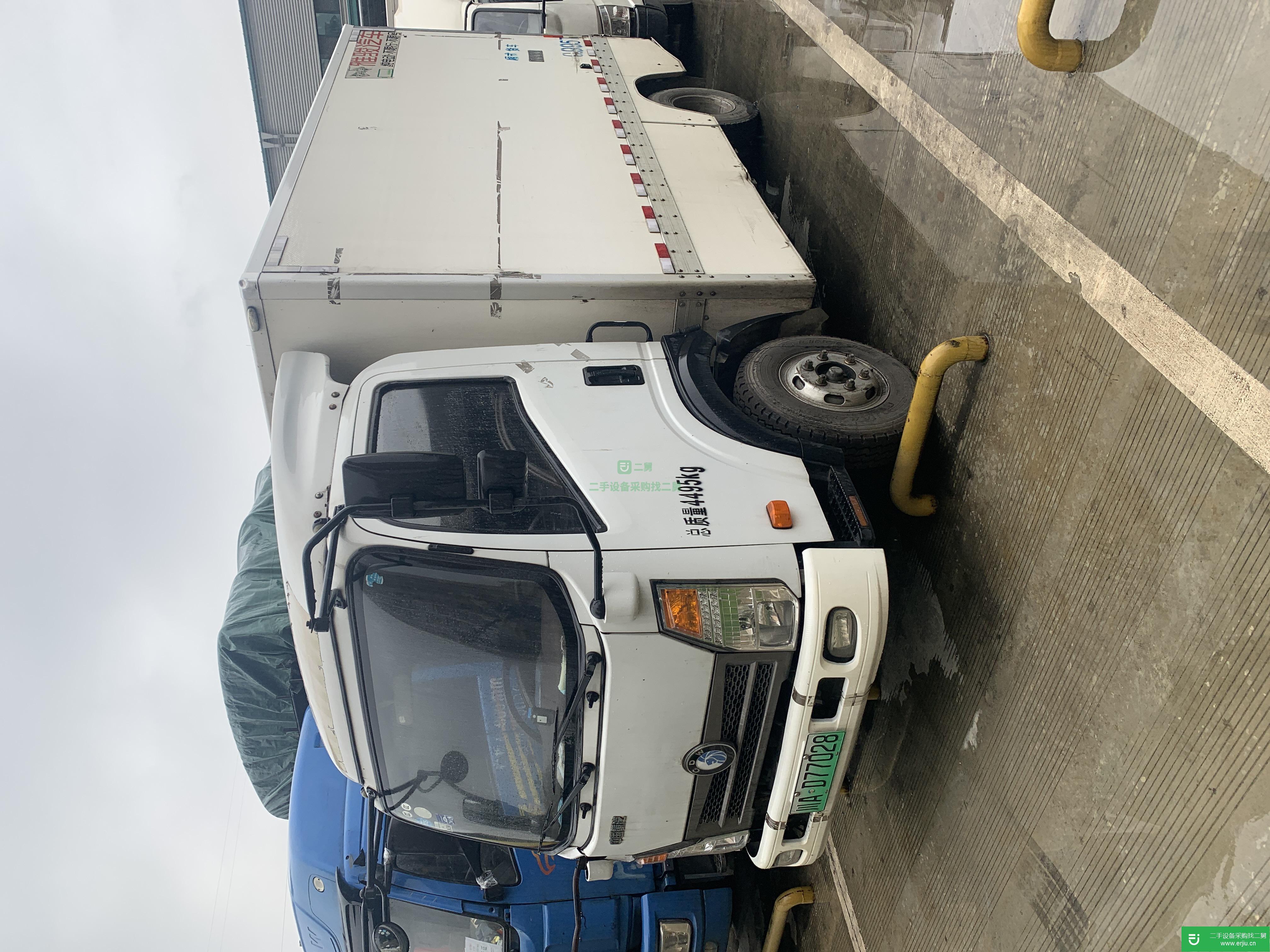 四川出售二手重汽王牌載貨車55馬力