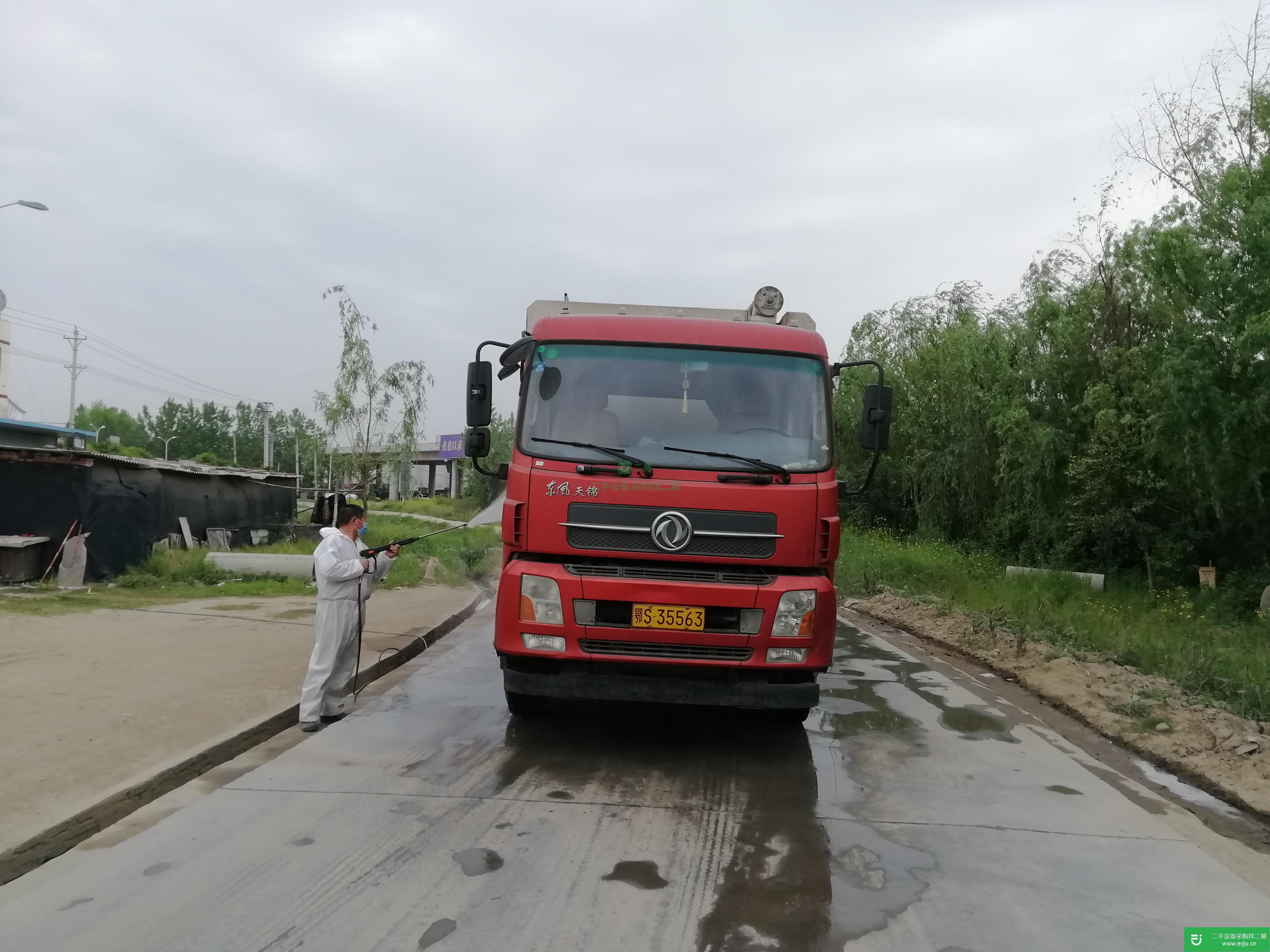 湖北出售二手粉粒物料運輸車210馬力