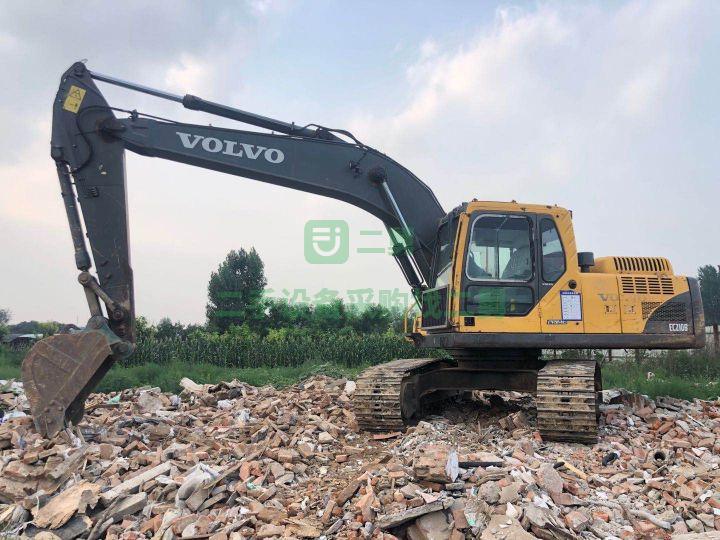 北京出售二手沃爾沃210個人干活挖掘機